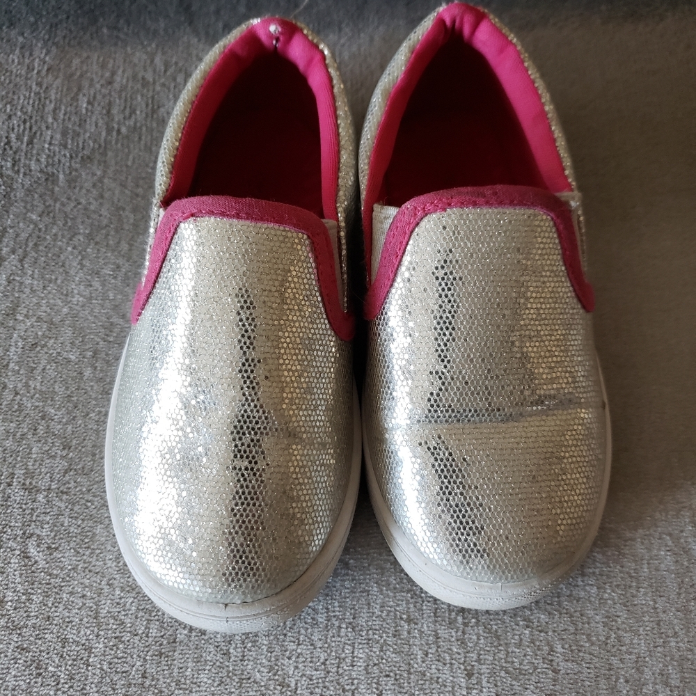 Size 8 Slip On Kids Shoe